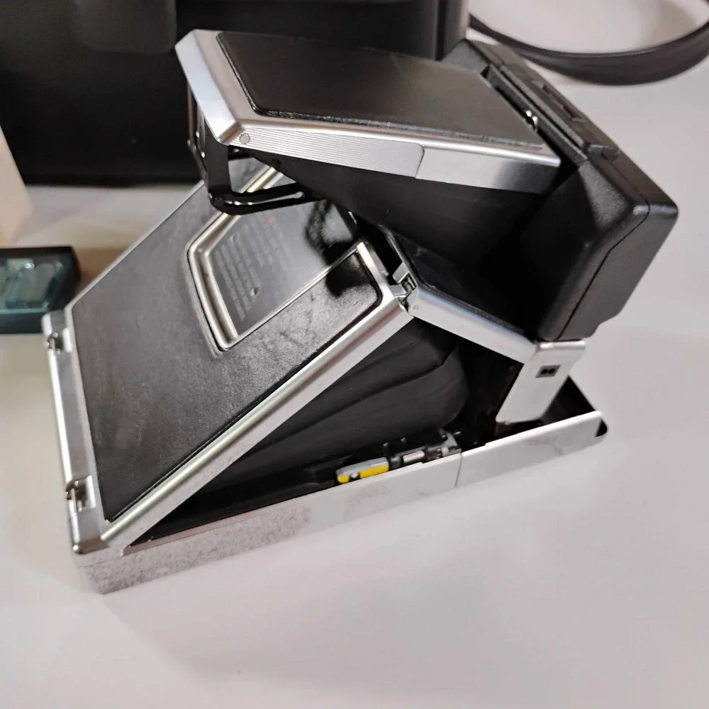 POLAROID SX-70 Sonar One Step Folding/Collapsible Land Camera W/ Extras